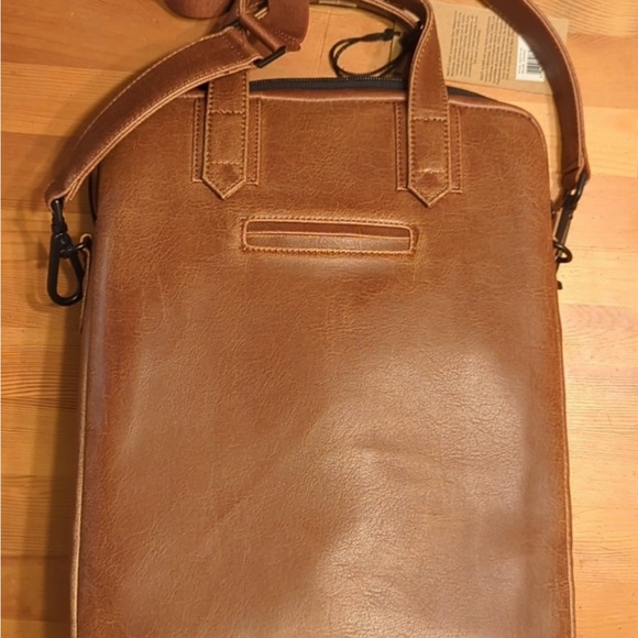 Matt & Nat Motto brown vegan laptop bag.  15" by 12" by 5" - Picture 2 of 5